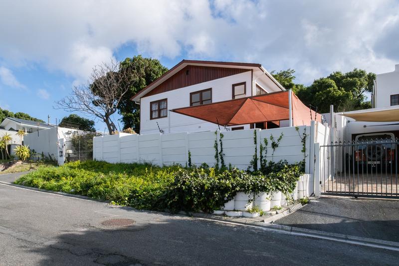 5 Bedroom Property for Sale in Beach Estate Western Cape